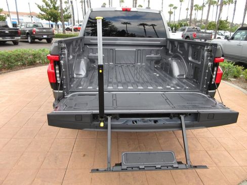 Certified 2025 Ford F150 Lightning XLT AWD/4WD image 25