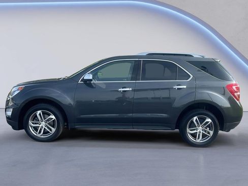 Used 2017 Chevrolet Equinox Premier w/ Enhanced Convenience Package AWD/4WD image 3