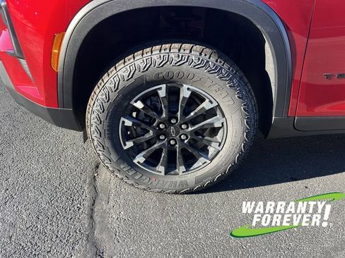 New 2026 Chevrolet Traverse Z71 w/ Driver Confidence Package image 19