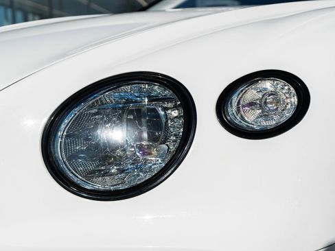 Used 2022 Bentley Continental GT image 20