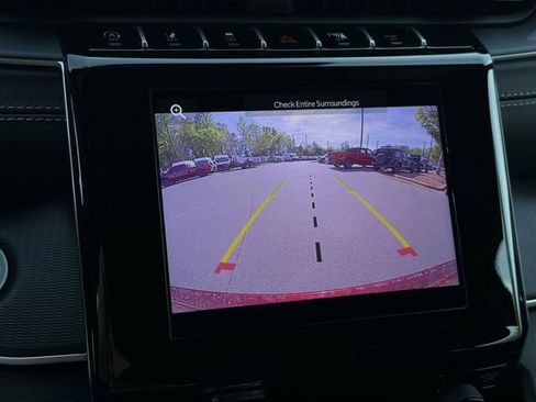 New 2026 Jeep Grand Cherokee Laredo image 21