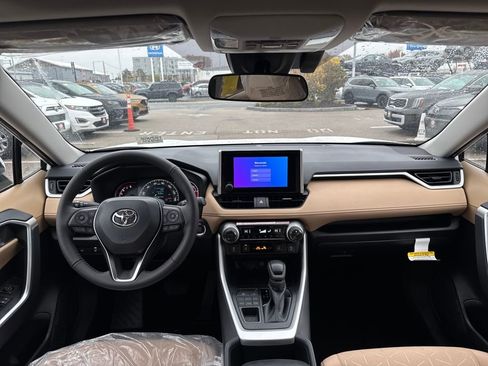 New 2025 Toyota RAV4 XLE image 10