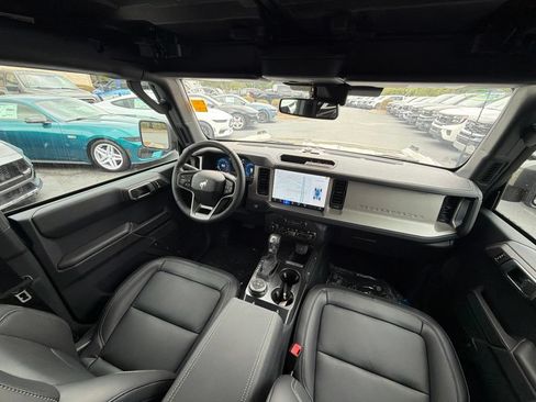 New 2026 Ford Bronco Outer Banks AWD/4WD image 15