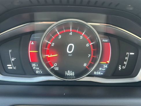 Used 2015 Volvo XC60 T5 Premier w/ Proximity Package FWD image 21