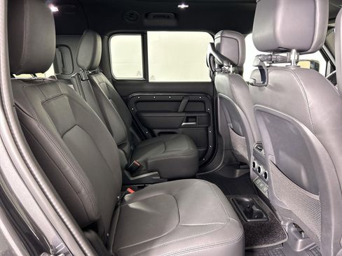 New 2025 Land Rover Defender 130 S image 31