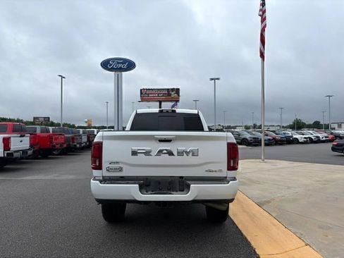 Used 2026 RAM 2500 Limited AWD/4WD image 4