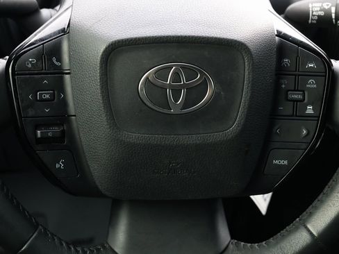 Used 2024 Toyota bZ4X XLE image 18