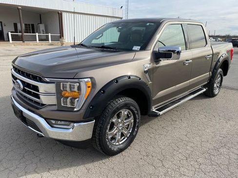 Used 2022 Ford F150 Lariat image 2