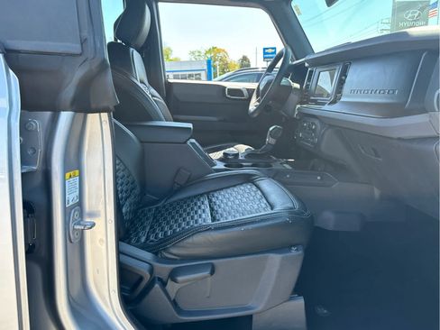 Used 2023 Ford Bronco 4-Door w/ Sasquatch Package AWD/4WD image 21