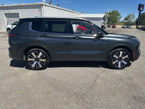 Used 2025 Mitsubishi Outlander SEL AWD/4WD image 8