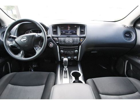 Used 2020 Nissan Pathfinder S FWD image 9