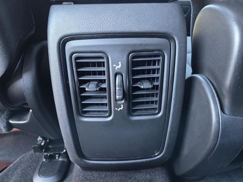 Certified 2022 Dodge Durango GT w/ Blacktop Package image 28