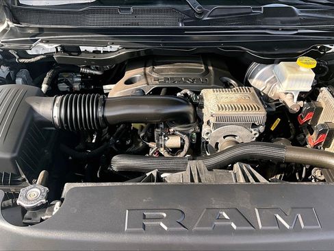 Used 2019 RAM 1500 Tradesman AWD/4WD image 10