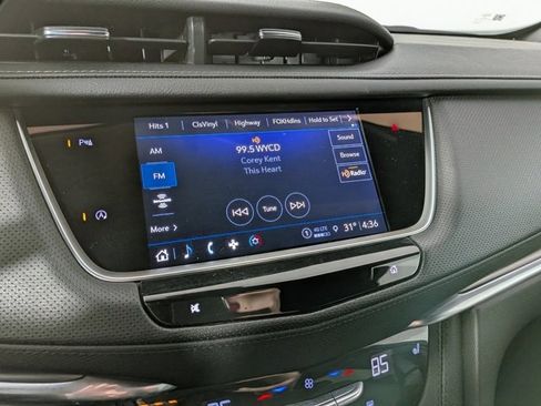 Certified 2023 Cadillac XT5 Luxury w/ LPO, Floor Liner Package image 19