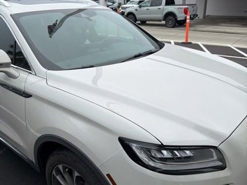 Used 2023 Lincoln Nautilus Reserve w/ Class II Trailer Tow Package image 2