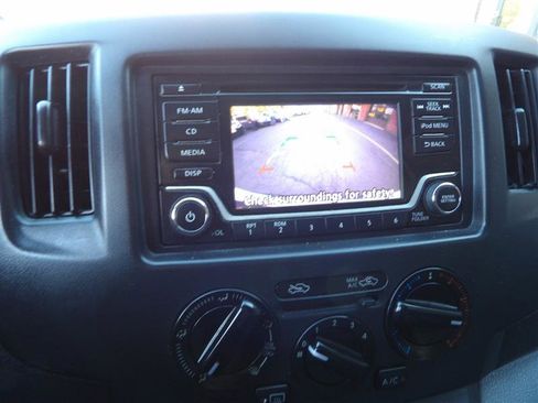 Used 2019 Nissan NV200 S image 15