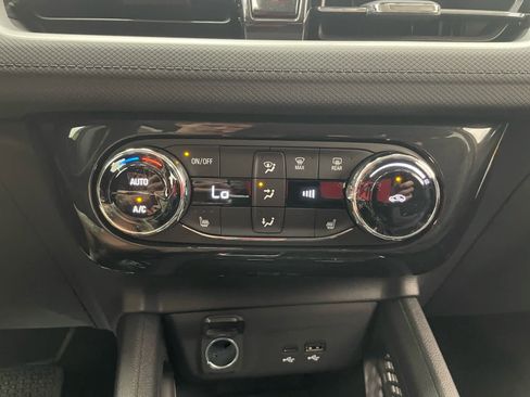 New 2026 Chevrolet TrailBlazer LT w/ Convenience Package AWD/4WD image 5