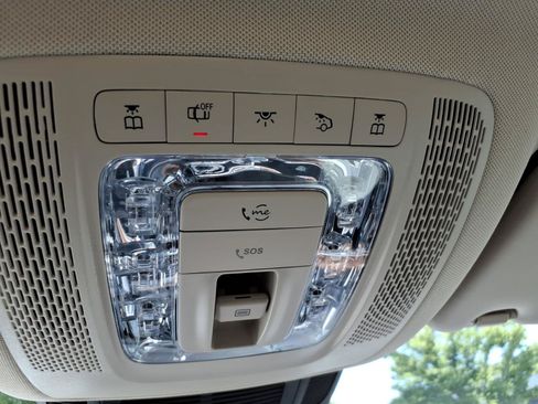 Used 2026 Mercedes-Benz GLS 450 4MATIC image 23