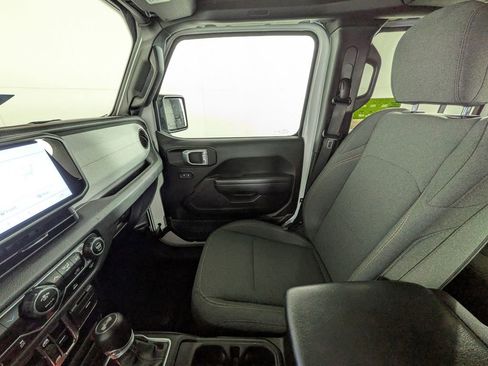 Certified 2024 Jeep Wrangler Sport S image 29