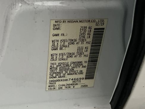 Used 2019 Nissan Frontier SV image 27