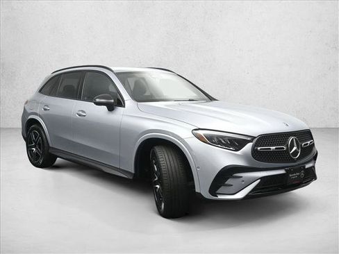 Certified 2026 Mercedes-Benz GLC 300 4MATIC image 4