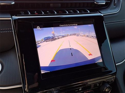 New 2025 Jeep Grand Cherokee L Altitude image 8