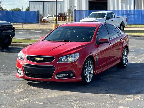 Used 2015 Chevrolet SS RWD image 3