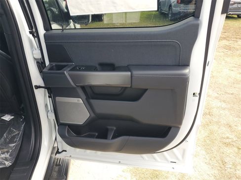 New 2025 Ford F150 Lariat w/ Equipment Group 501A Mid image 30