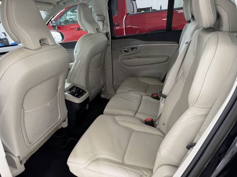 Used 2023 Volvo XC90 B6 Ultimate AWD/4WD image 25