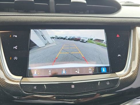 Used 2021 Cadillac XT6 Premium Luxury w/ Platinum Package AWD/4WD image 22