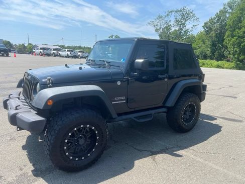 Used 2017 Jeep Wrangler Sport w/ Quick Order Package 24S AWD/4WD image 1