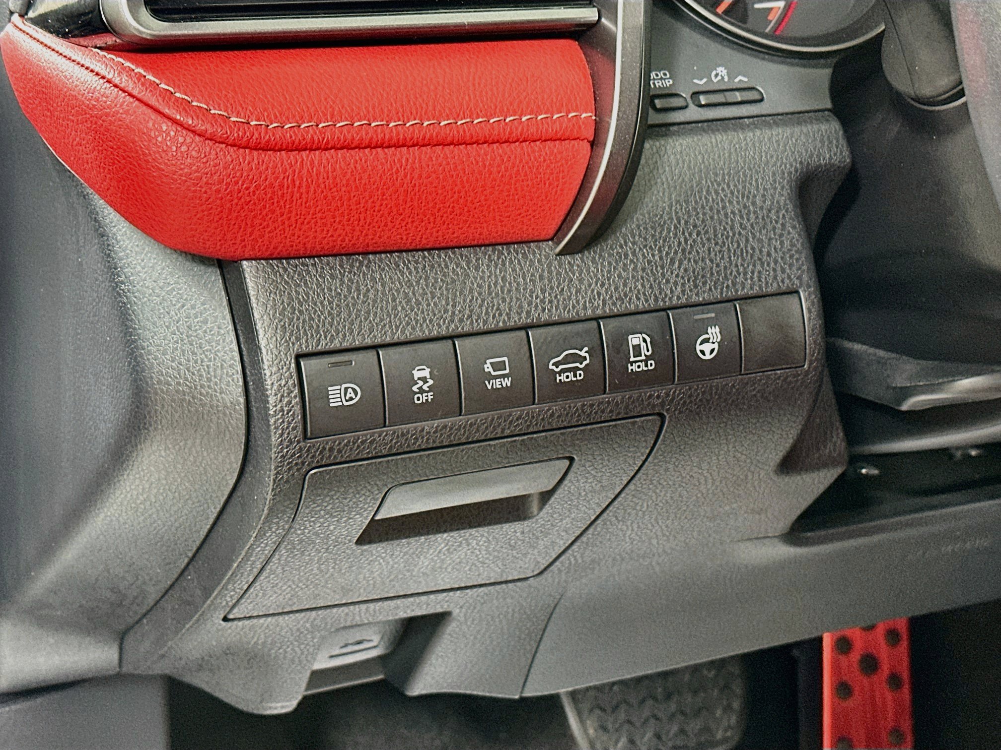 Used 2021 Toyota Camry XSE w/ Navigation Package FWD image 10