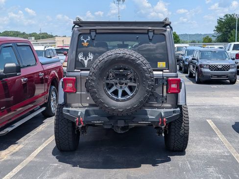 Used 2019 Jeep Wrangler Unlimited Rubicon AWD/4WD image 6