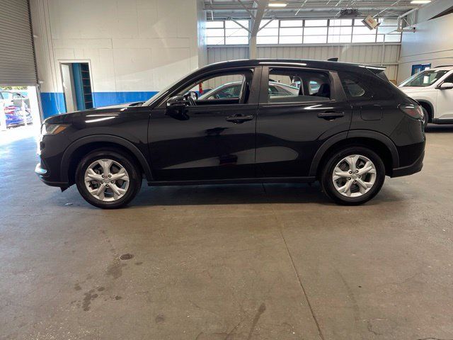 Used 2024 Honda HR-V LX image 6