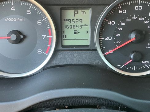 Used 2013 Subaru Crosstrek 2.0i Premium image 23