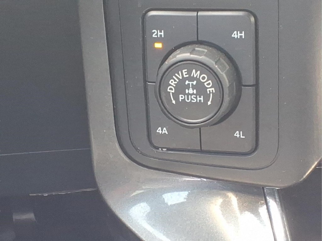 Used 2023 Ford F150 Lariat AWD/4WD image 21