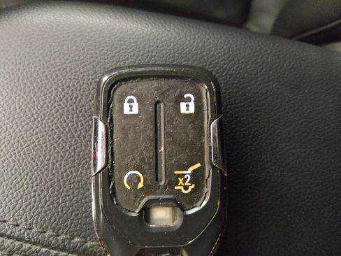 Used 2020 GMC Terrain SLT w/ Preferred Package FWD image 32