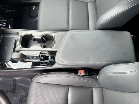 Used 2025 Lexus NX 250 FWD w/ Accessory Package (Z1) image 34