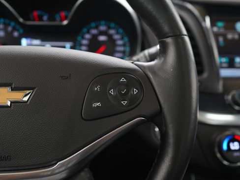 Used 2019 Chevrolet Impala LT w/ Sunroof and Spoiler Package FWD image 24