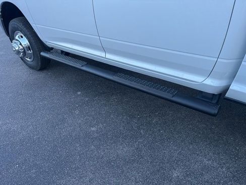 Used 2026 RAM 3500 Tradesman AWD/4WD image 19