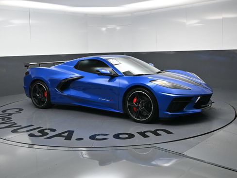 Used 2022 Chevrolet Corvette Stingray Preferred Conv RWD image 2