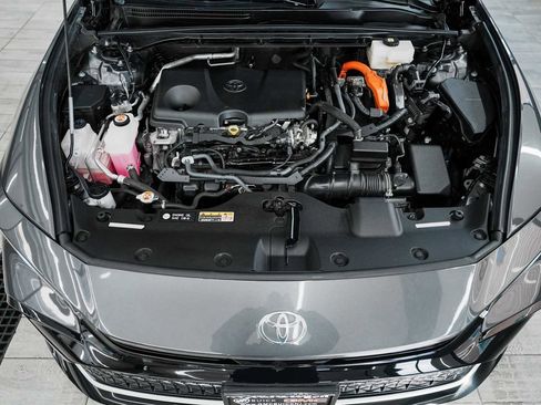 Used 2023 Toyota Crown XLE image 41