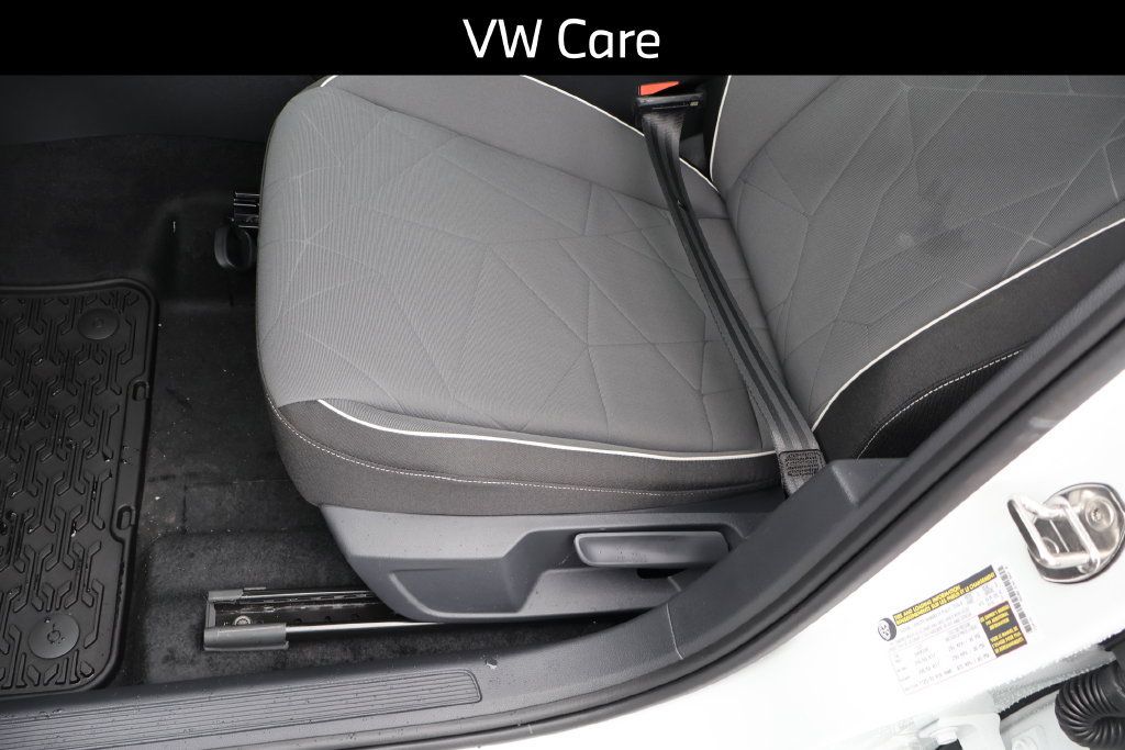 Used 2026 Volkswagen Jetta Sport FWD image 12