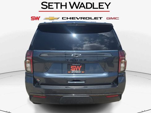 Used 2021 Chevrolet Tahoe Z71 w/ Luxury Package AWD/4WD image 6