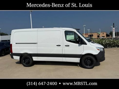 New 2026 Mercedes-Benz Sprinter 2500 image 2