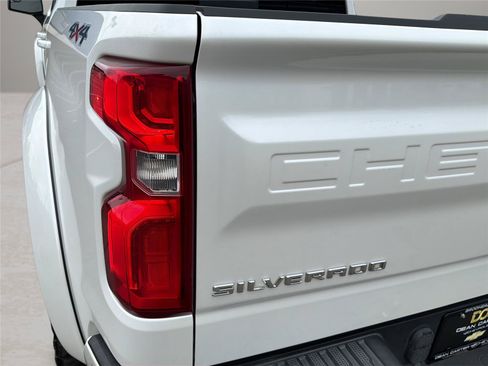 Used 2019 Chevrolet Silverado 1500 RST w/ All-Star Edition AWD/4WD image 30
