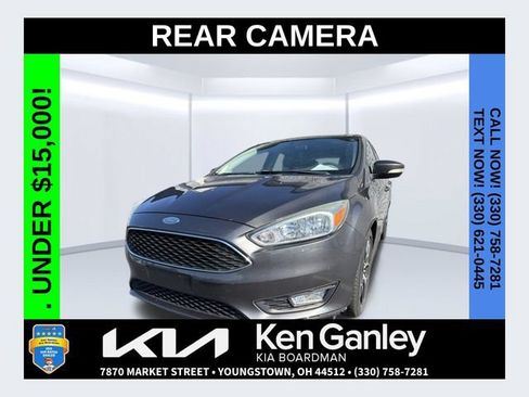 Used 2015 Ford Focus SE w/ SE Sport Package FWD image 1