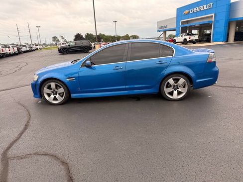 Used 2009 Pontiac G8 GT w/ Premium Package RWD image 2