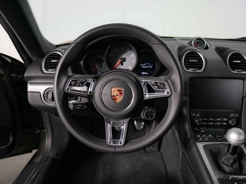 Used 2024 Porsche 718 Cayman S RWD image 17