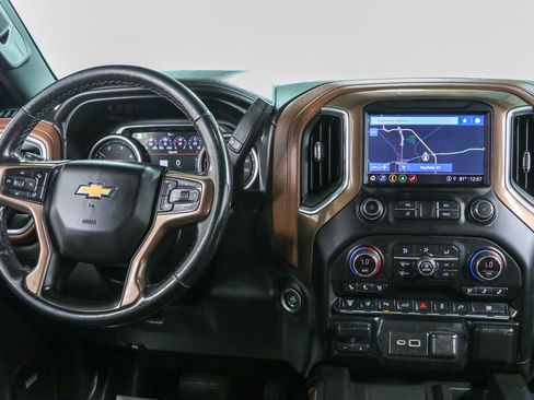 Used 2022 Chevrolet Silverado 2500 High Country AWD/4WD image 18